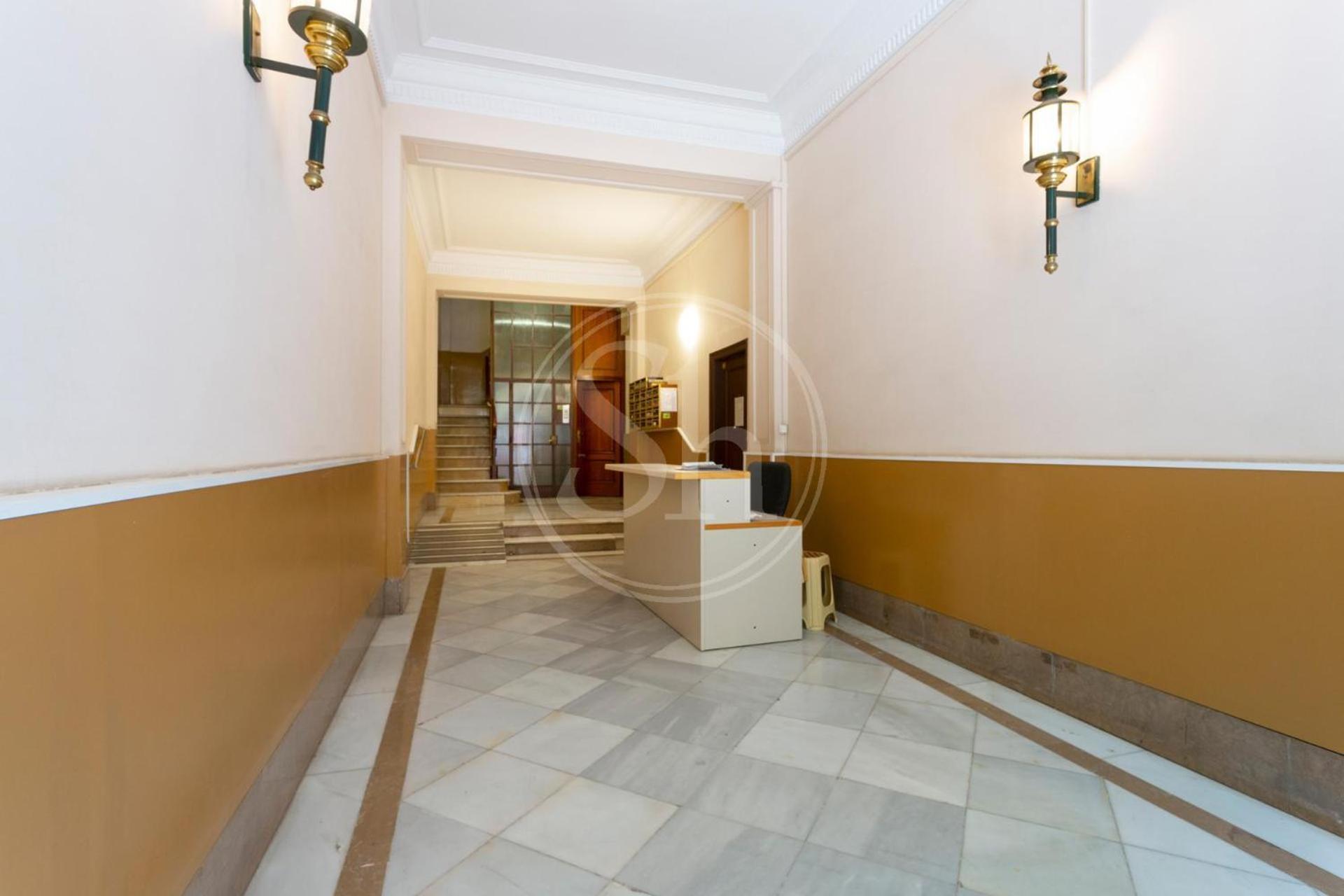 Comodo 5 Apartment *